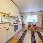بيت للعطل Valen Retro Home, Reine موسكينيه
