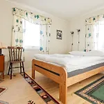 Valen Retro Home, Reine بيت للعطل موسكينيه