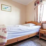 Valen Retro Home, Reine بيت للعطل *