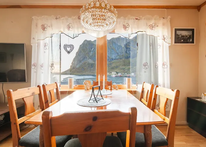 Valen Retro Home, Moskenes