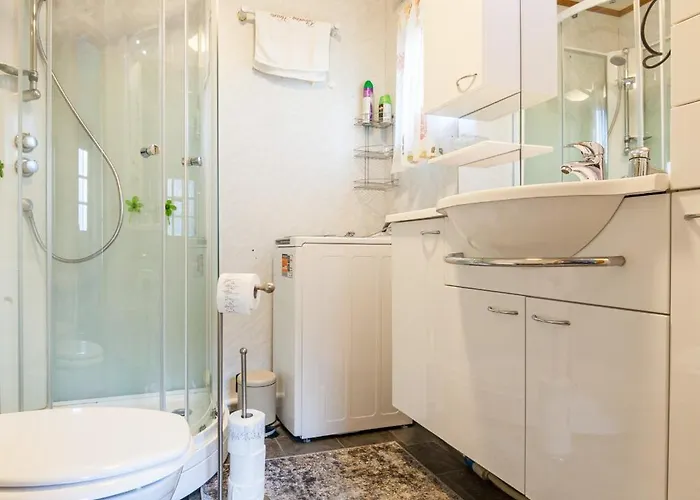 Casa vacanze Valen Retro Home, *