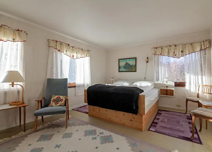 Valen Retro Home, * Moskenes